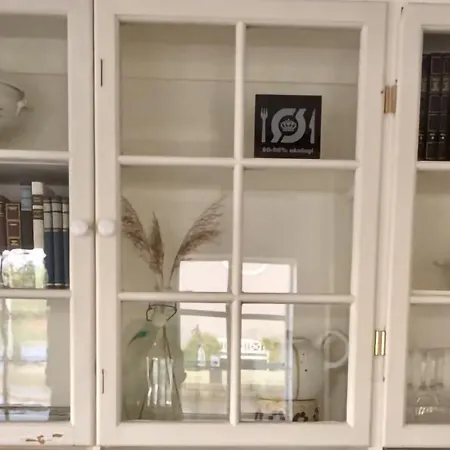 Sdr. Bjert Han/Misafirhane